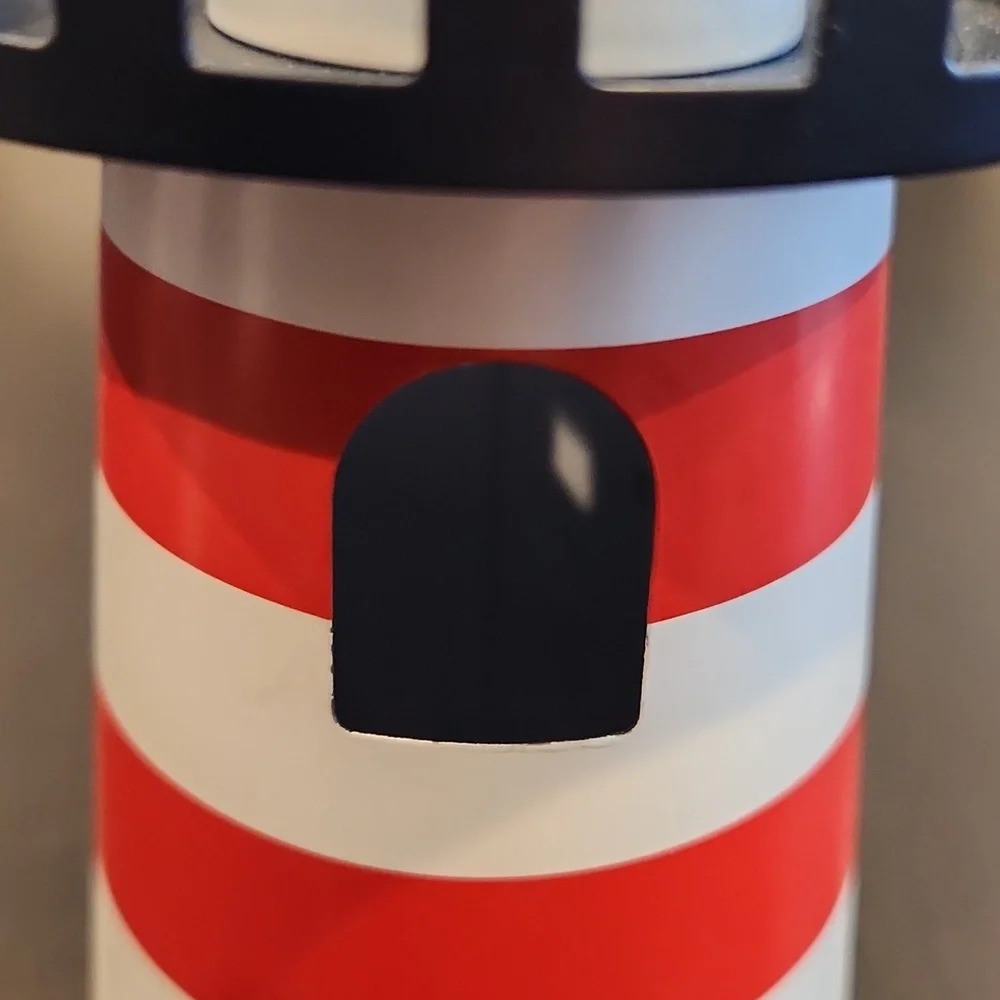 Decorative lighthouse - Picture 9 of 13